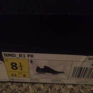 Nmd r1 glitch sneakee